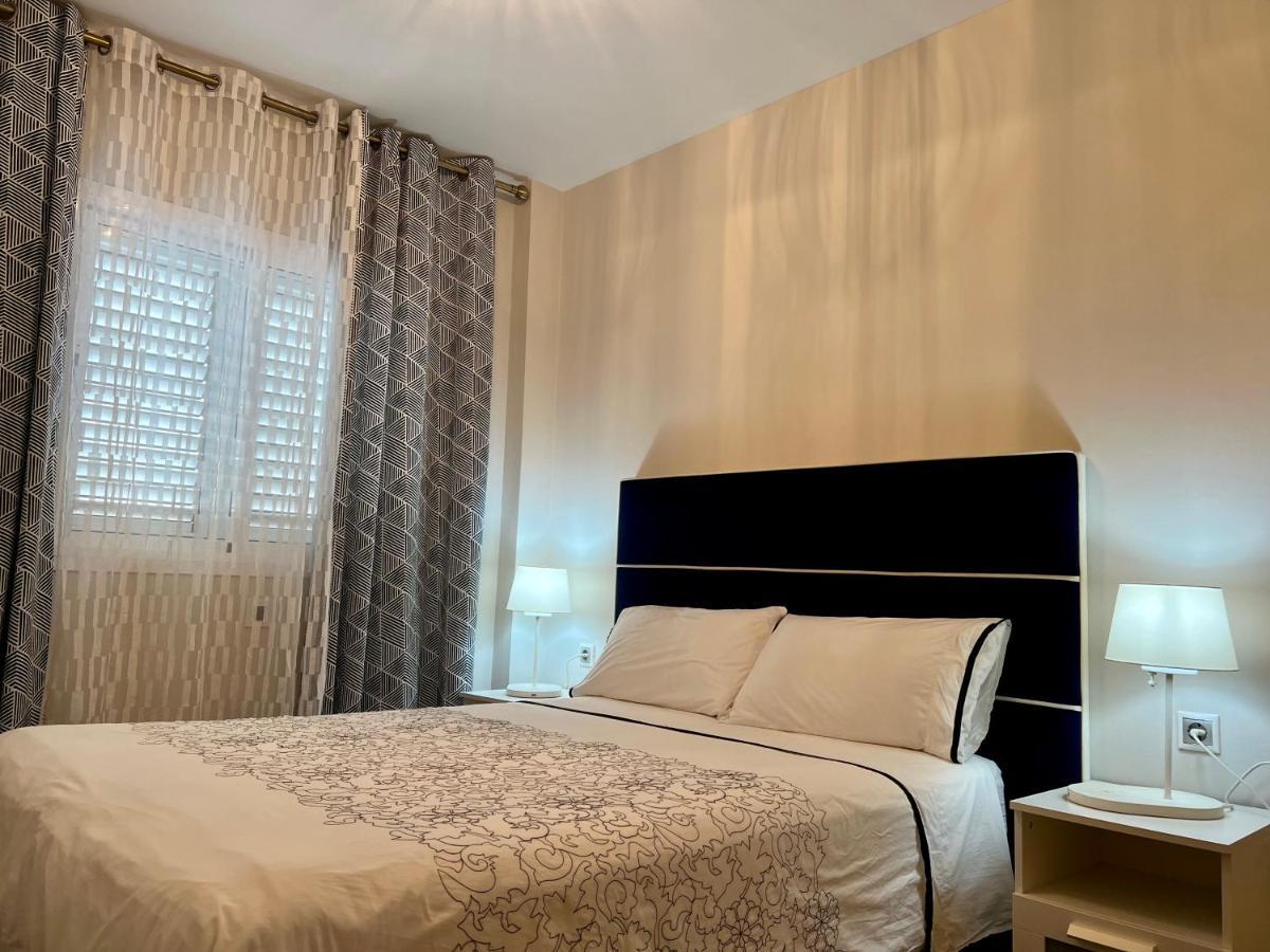 Apartamentos Dalia Vecindario  Esterno foto