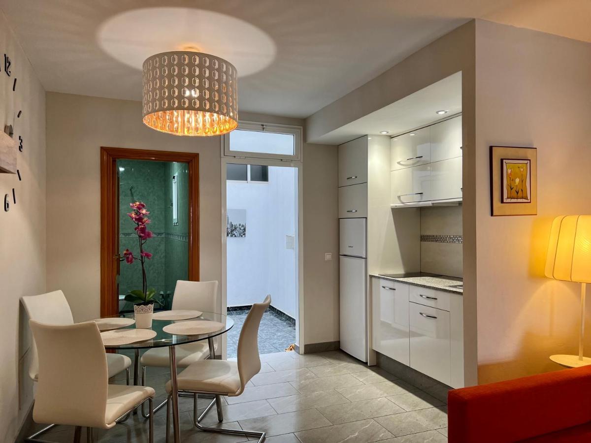 Apartamentos Dalia Vecindario  Esterno foto
