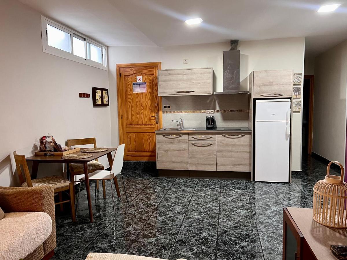 Apartamentos Dalia Vecindario  Esterno foto