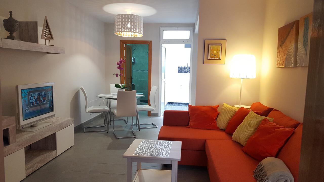 Apartamentos Dalia Vecindario  Esterno foto